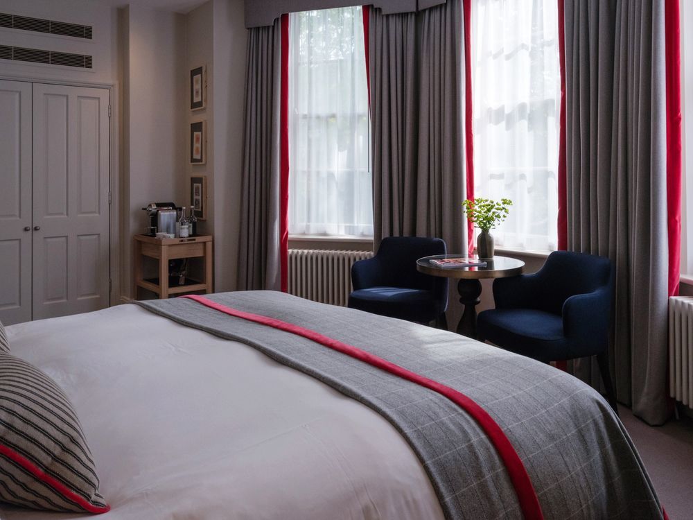 Old Bank Hotel Oxford Kültér fotó A bedroom at the hotel